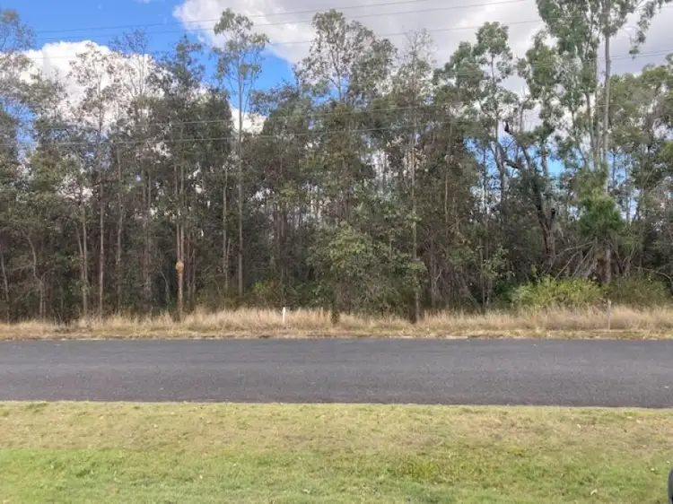17 Cambridge Drive, Mount Hallen QLD 4312