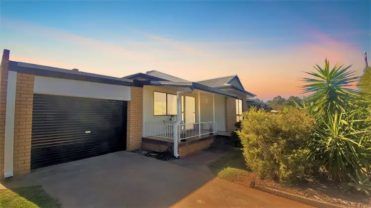 4 Windmill Road, Chinchilla QLD 4413
