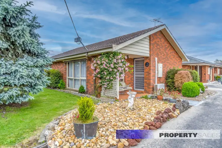 1/20 Ollerton Avenue, Newborough VIC 3825