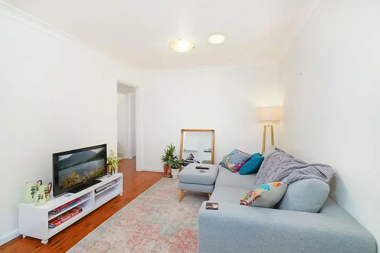 Second view of Homely villa listing, 4/207 Beaumont Street, Hamilton South NSW 2303