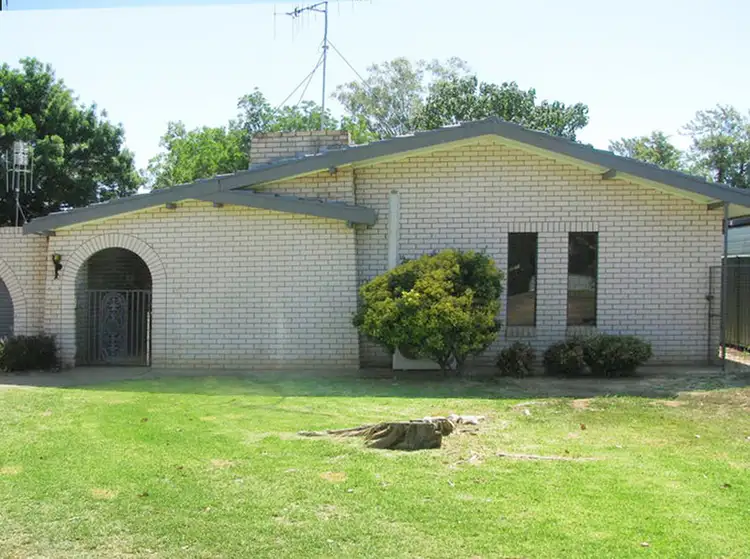 148 Meryula St, Narromine NSW 2821