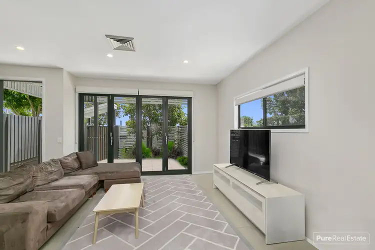 2/26 Clive Street, Annerley QLD 4103