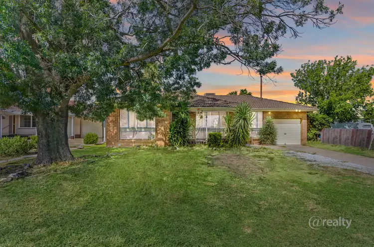 25 Waree Drive, Tamworth NSW 2340