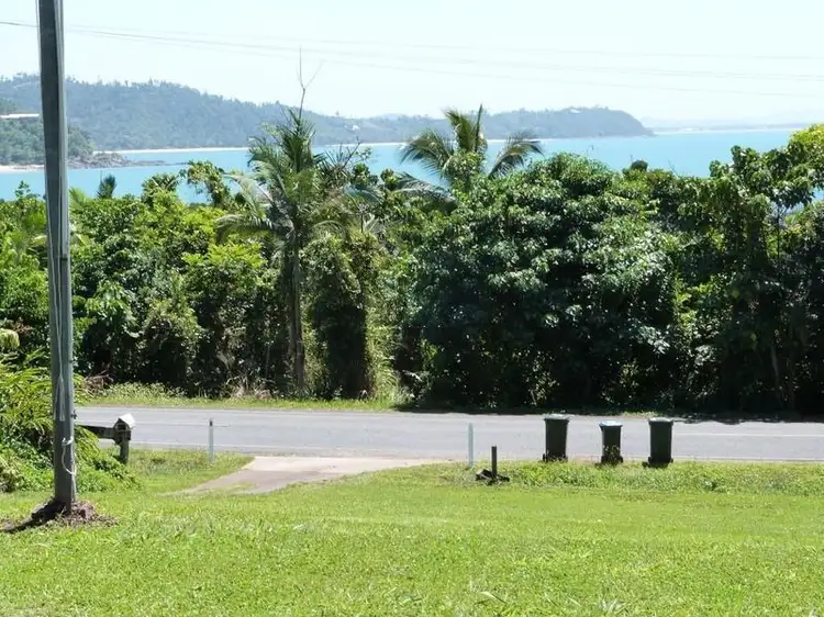 34 Alexander Drive, Mission Beach QLD 4852