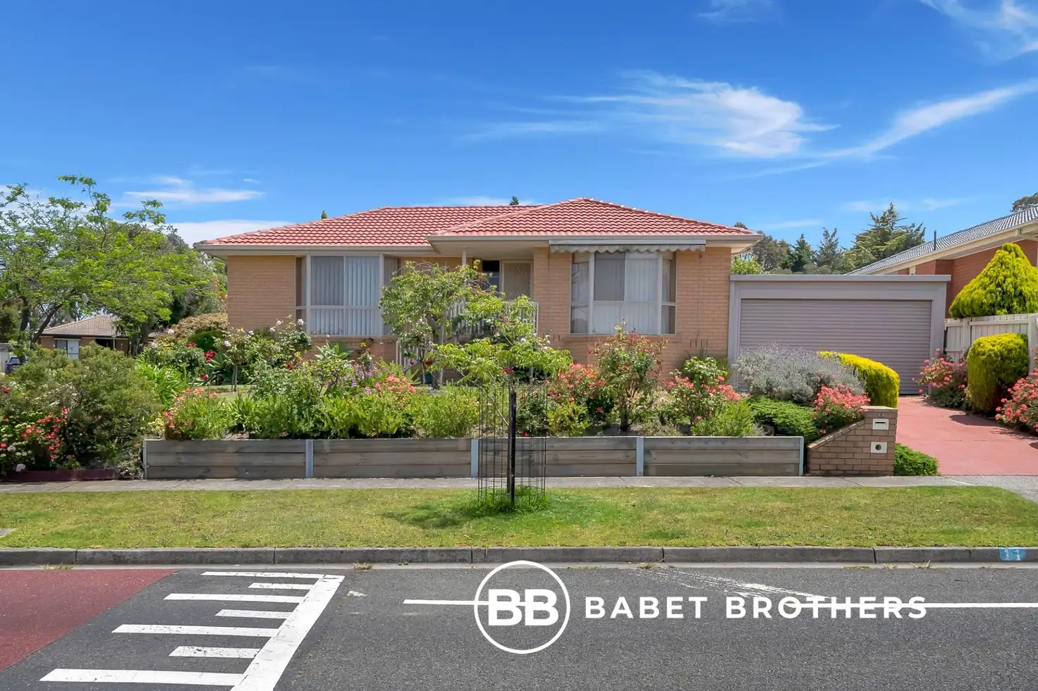 Main view of Homely house listing, 11 Hinrichsen Drive, Hallam VIC 3803