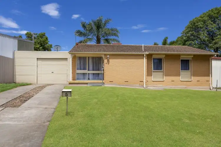 5 Callanna Court, Craigmore SA 5114
