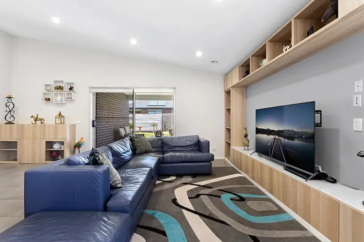 Fifth view of Homely house listing, 3 Clarendon Crescent, Wallan VIC 3756