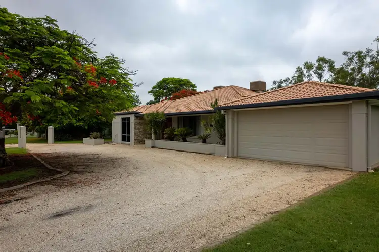 Fourth view of Homely house listing, 5 Malibu Place, Emerald QLD 4720