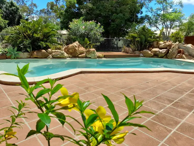Sixth view of Homely house listing, 5 Malibu Place, Emerald QLD 4720