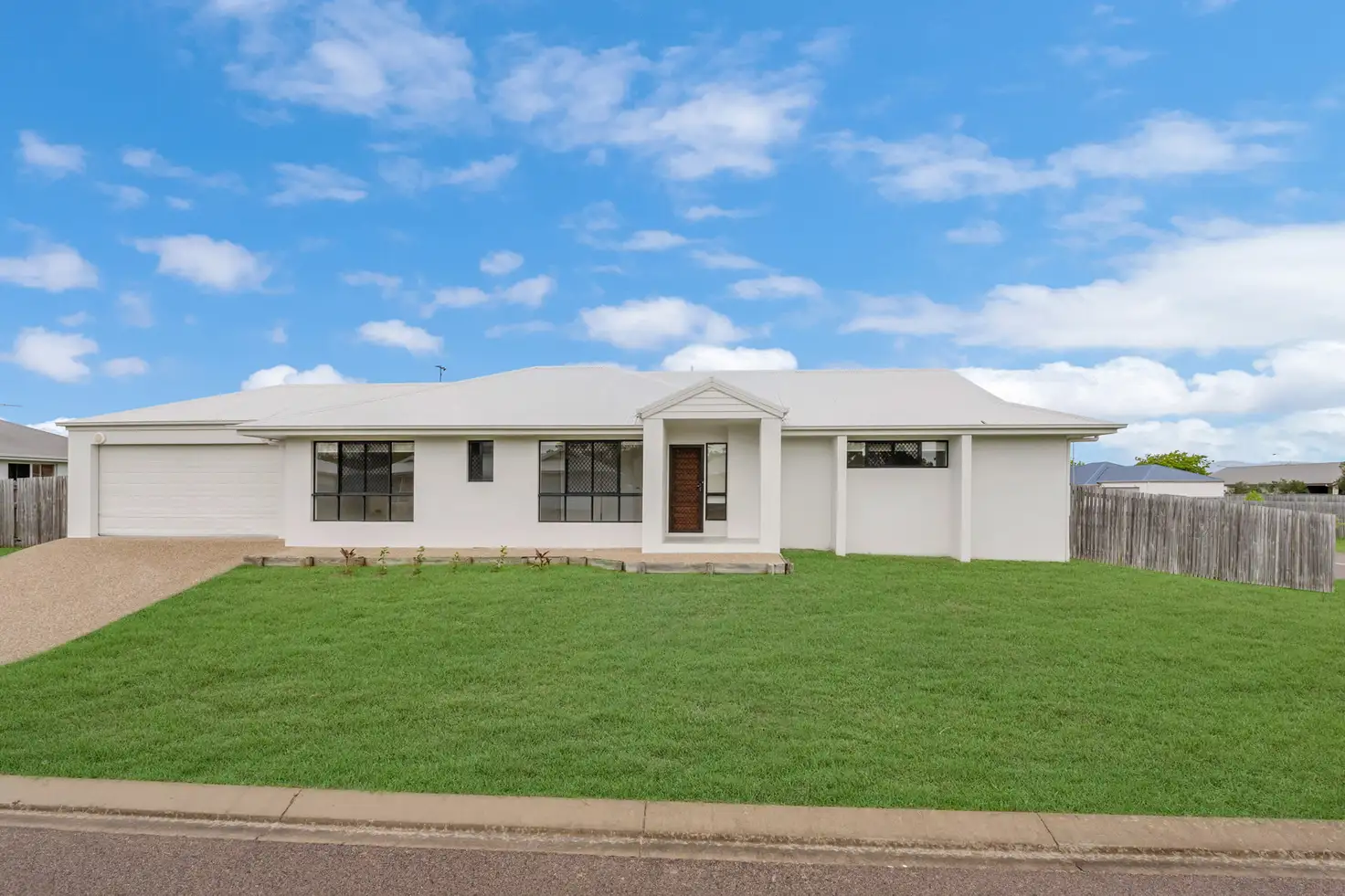 Main view of Homely house listing, 35 Limerick Way, Mount Low QLD 4818