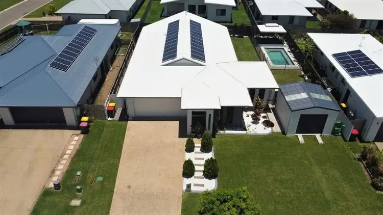 27 Barklya Street, Mount Low QLD 4818