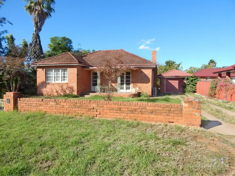 29 Fifth Ave, Narromine NSW 2821