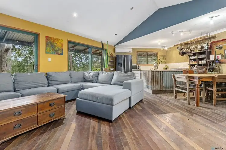 27 Glider Court, Bonogin QLD 4213