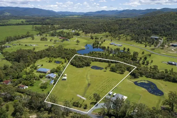 25 Frys Creek Road, Bulahdelah NSW 2423