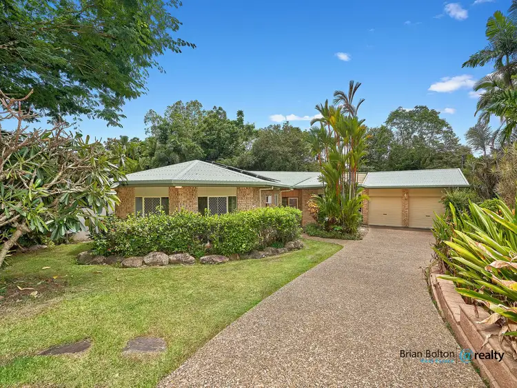 17 Forum Close, Mooroobool QLD 4870