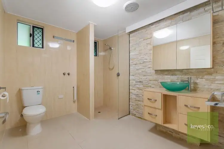 Fourth view of Homely unit listing, 4/53 Henry Street, West End QLD 4810
