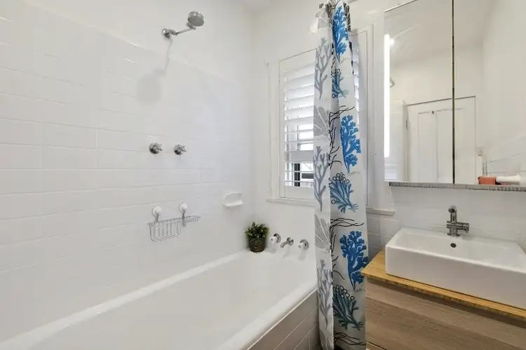 Fifth view of Homely unit listing, 3/104 Bower Street, Manly NSW 2095