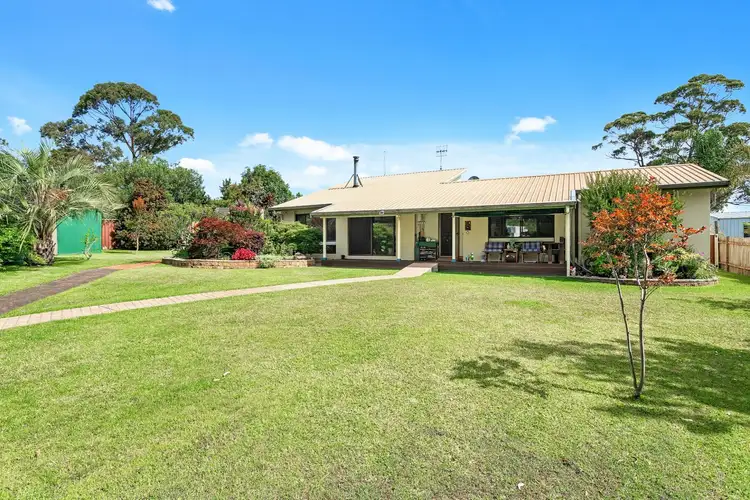 1 Tasman Road, St Georges Basin NSW 2540