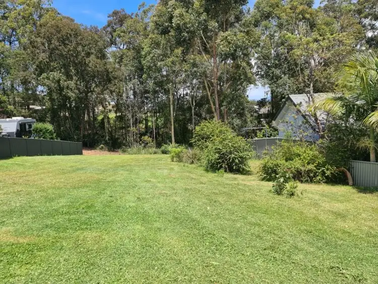 47 Broomfield Crescent, Long Beach NSW 2536
