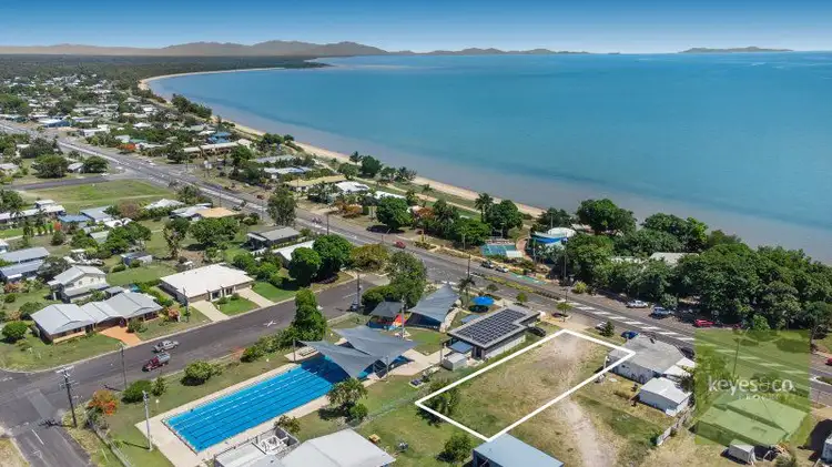 141 Victoria Street, Cardwell QLD 4849