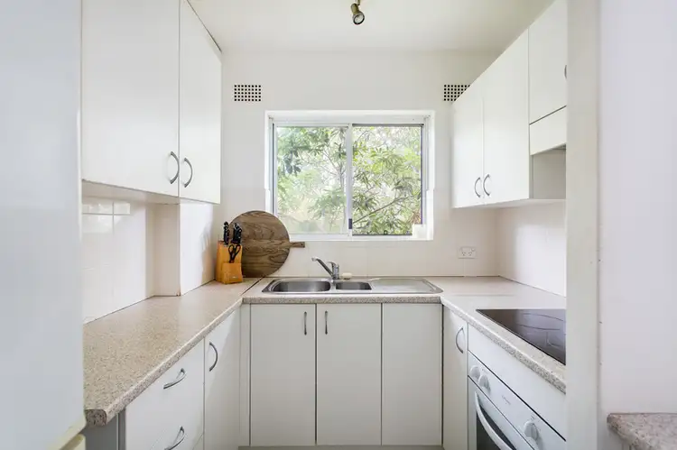 2/1A Mossgiel Street, Fairlight NSW 2094