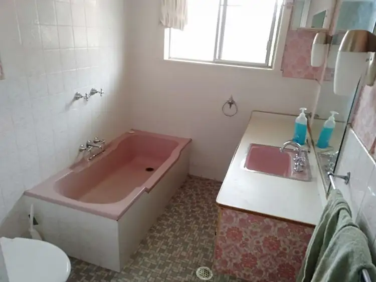 Fifth view of Homely house listing, 10 Liverpool St, Cowra NSW 2794