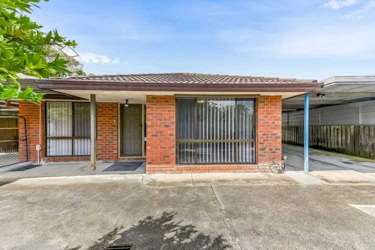 Main view of Homely unit listing, 2/19 Lawn Road, Noble Park VIC 3174