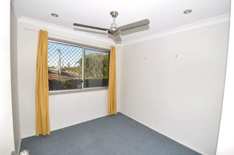 Fifth view of Homely semi-detached listing, 2/23 Binstead Drive, Southport QLD 4215
