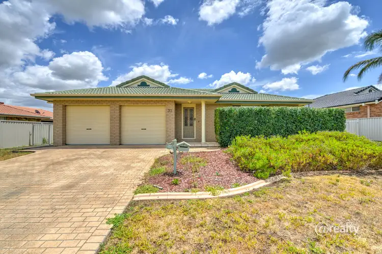 33 Wahroonga Drive, Tamworth NSW 2340