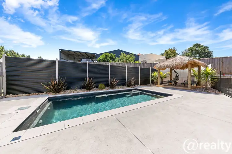 18 Sloane Square, Drouin VIC 3818