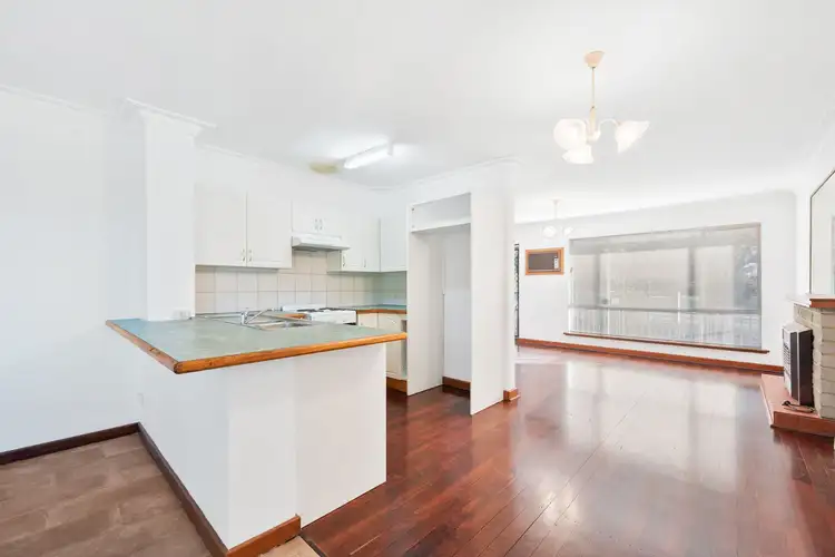 Fifth view of Homely house listing, 9 Richard Place, Orelia WA 6167