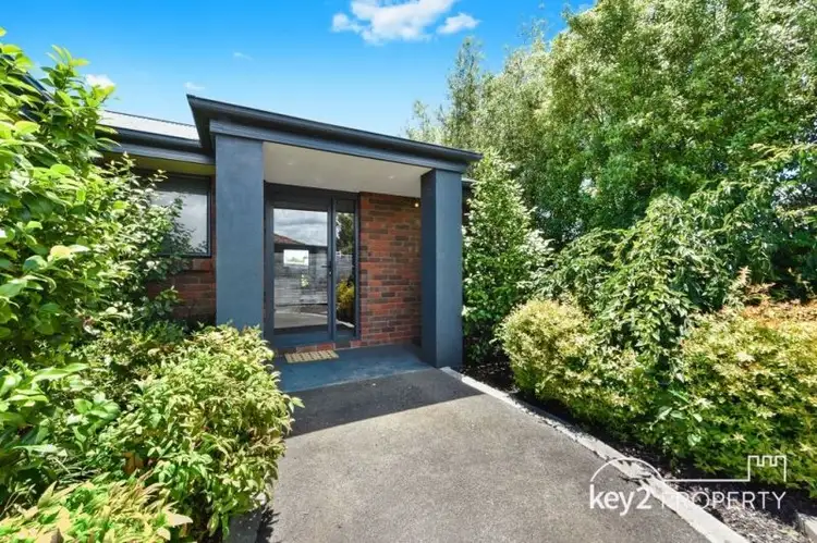 2/62 Haig Street, Mowbray TAS 7248