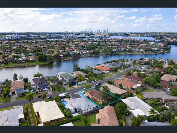 44 Southlake Drive, Varsity Lakes QLD 4227