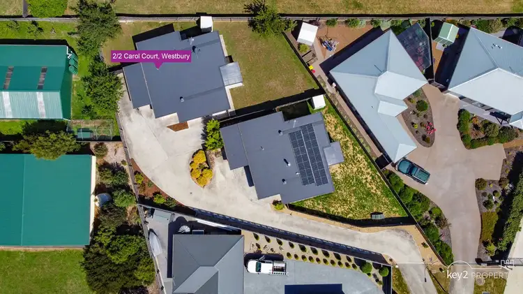 2/2 Carol Court, Westbury TAS 7303