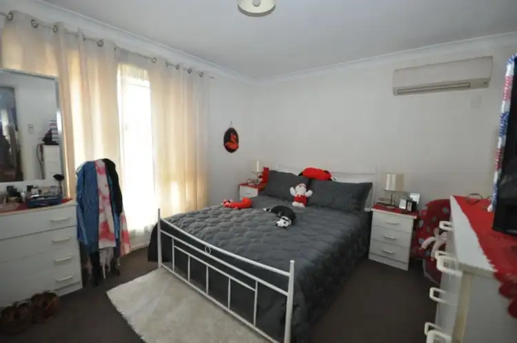 Sixth view of Homely house listing, 1 Glenbrae crt, Marsden QLD 4132