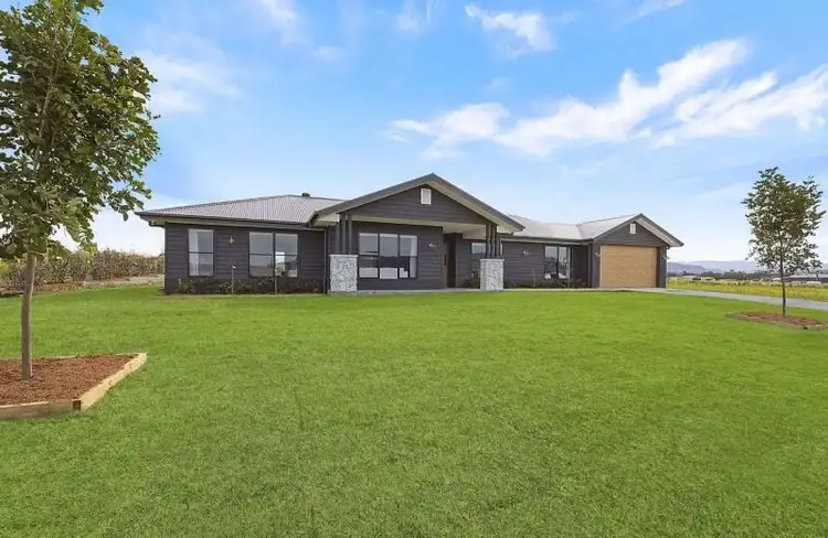 8 Dianella Close