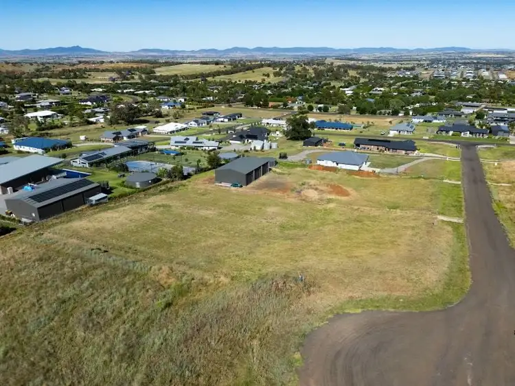 8 Dianella Close, Moore Creek NSW 2340