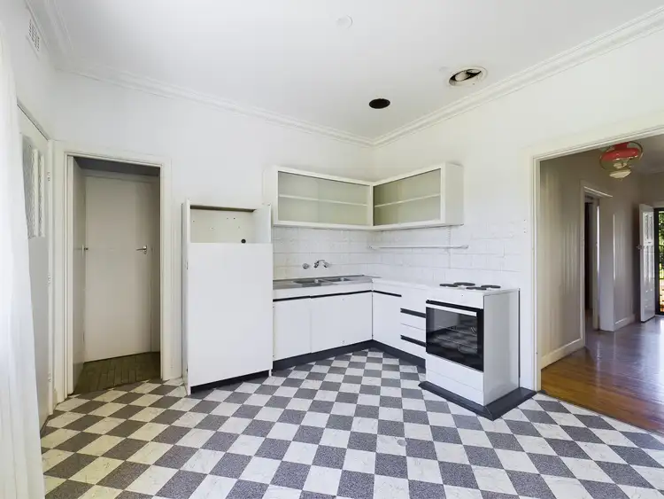 Fifth view of Homely house listing, 10 Leopold Street, Maribyrnong VIC 3032