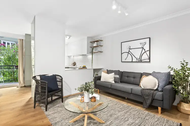 Third view of Homely apartment listing, 1A/20-22 Onslow Avenue, Elizabeth Bay NSW 2011