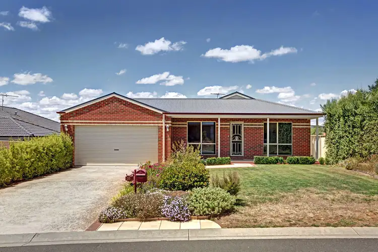 11 ERIC COURT, Kilmore VIC 3764