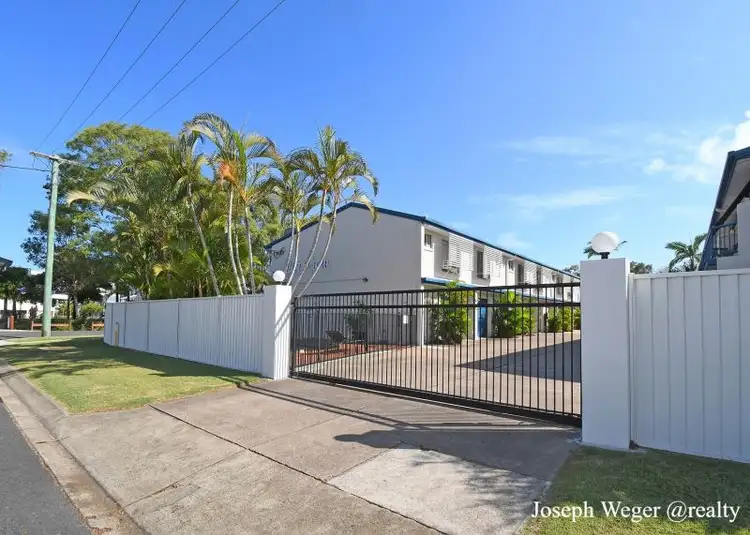Fourth view of Homely unit listing, 4/4 Pilot Street, Urangan QLD 4655