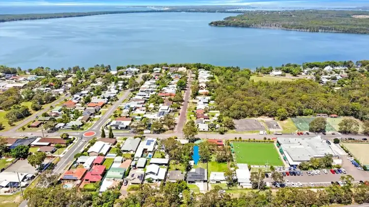 602 Pacific Highway, Lake Munmorah NSW 2259