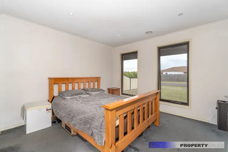 Seventh view of Homely house listing, 1 Crombe Court, Newborough VIC 3825