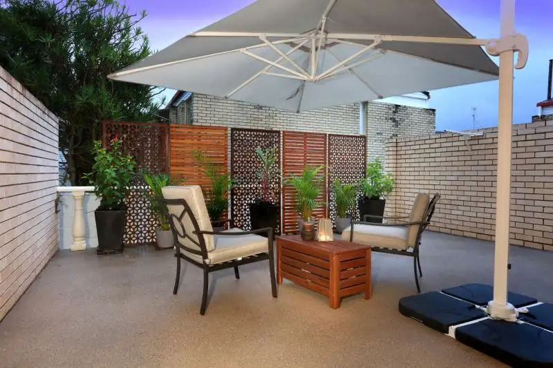 Main view of Homely apartment listing, 3/2 Stanhill Drive, Surfers Paradise QLD 4217