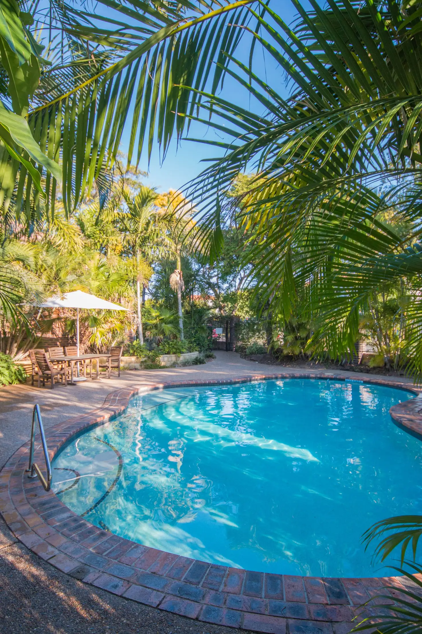 Main view of Homely townhouse listing, 2/160 Pine Street, Wynnum QLD 4178