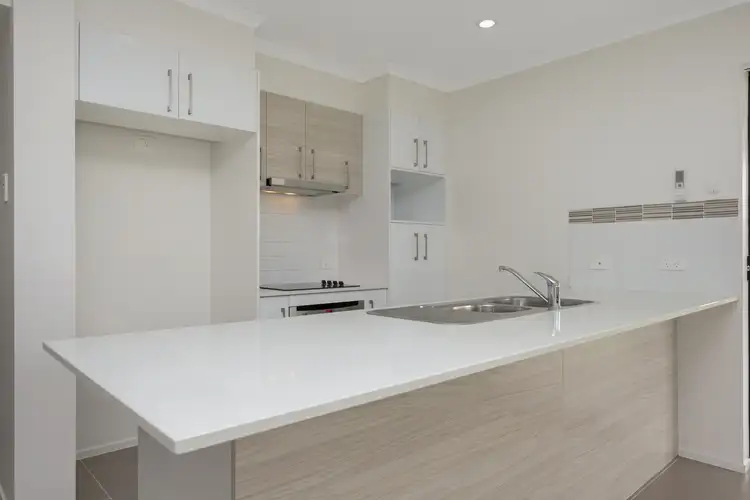 Seventh view of Homely house listing, 21 Hollanders Crescent, Kelso QLD 4815
