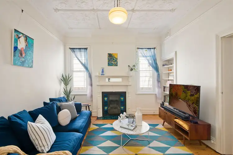 33 Charlecot Street, Dulwich Hill NSW 2203
