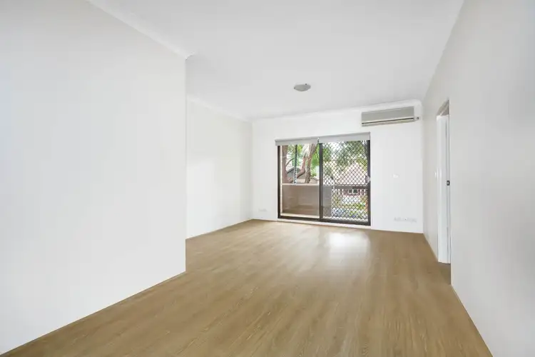 5/40 Hampton Court Road, Carlton NSW 2218