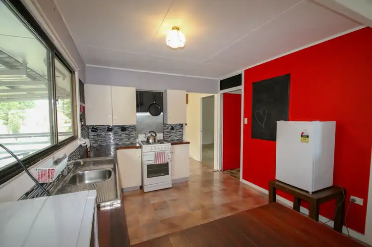 7 Pine Street, Boyne Valley QLD 4680