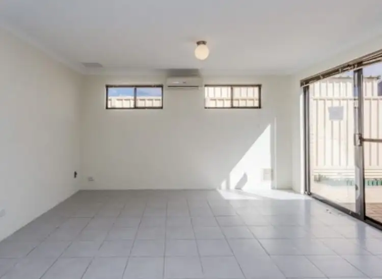 Fifth view of Homely villa listing, 5/104 Westfield Road, Kelmscott WA 6111